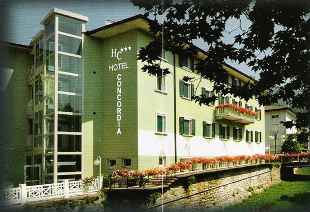 Hotel Concordia ليفيكو ترمي المظهر الخارجي الصورة