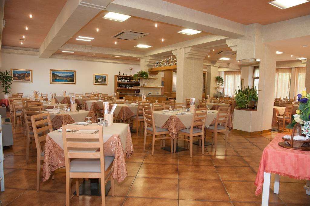 Hotel Concordia ليفيكو ترمي المظهر الخارجي الصورة